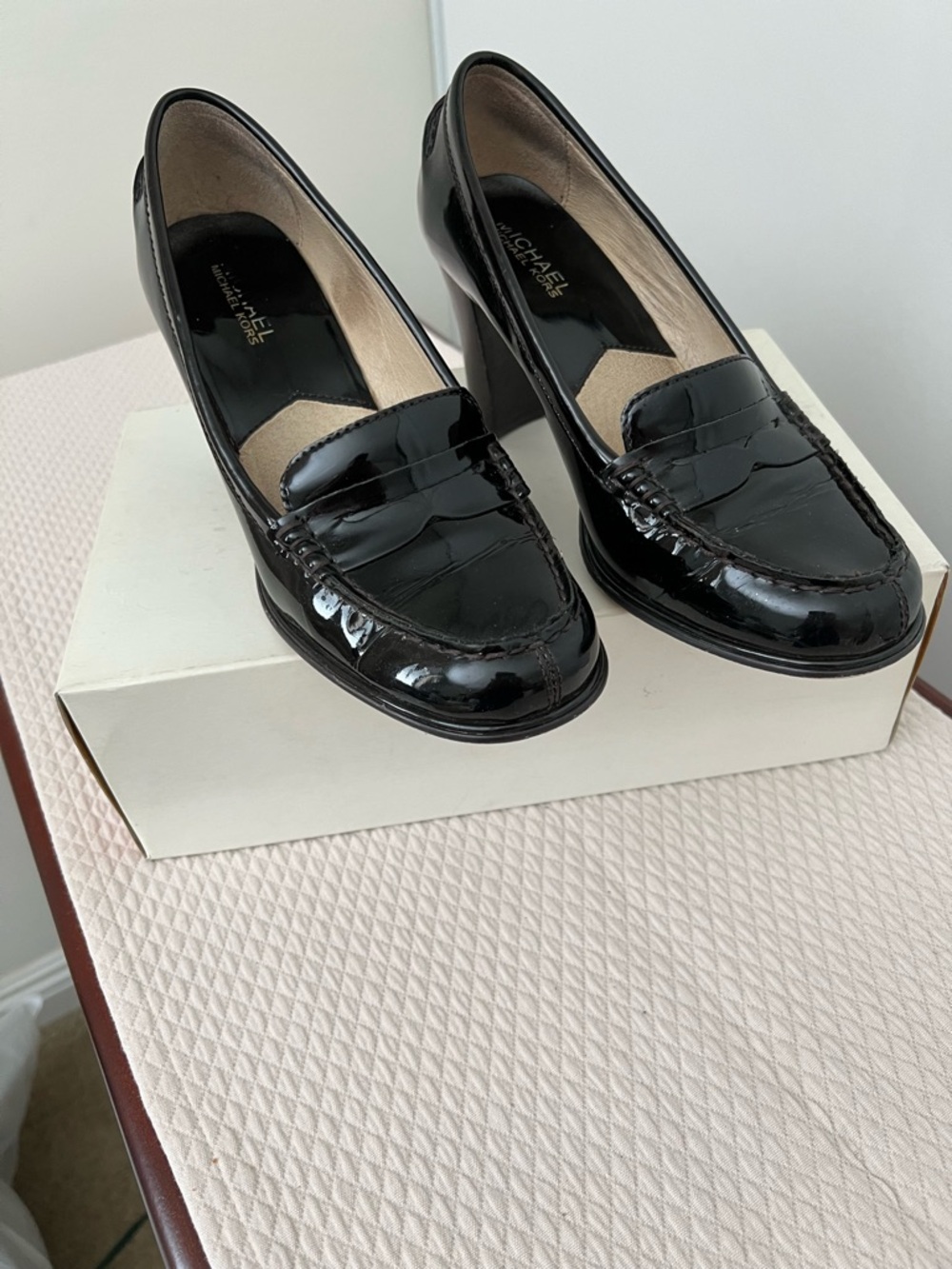 Michael Kors women Black Patent Leather Loafer Pumps